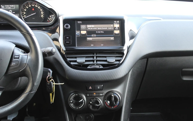Peugeot 2008 cena 38900 przebieg: 95724, rok produkcji 2015 z Alwernia małe 466